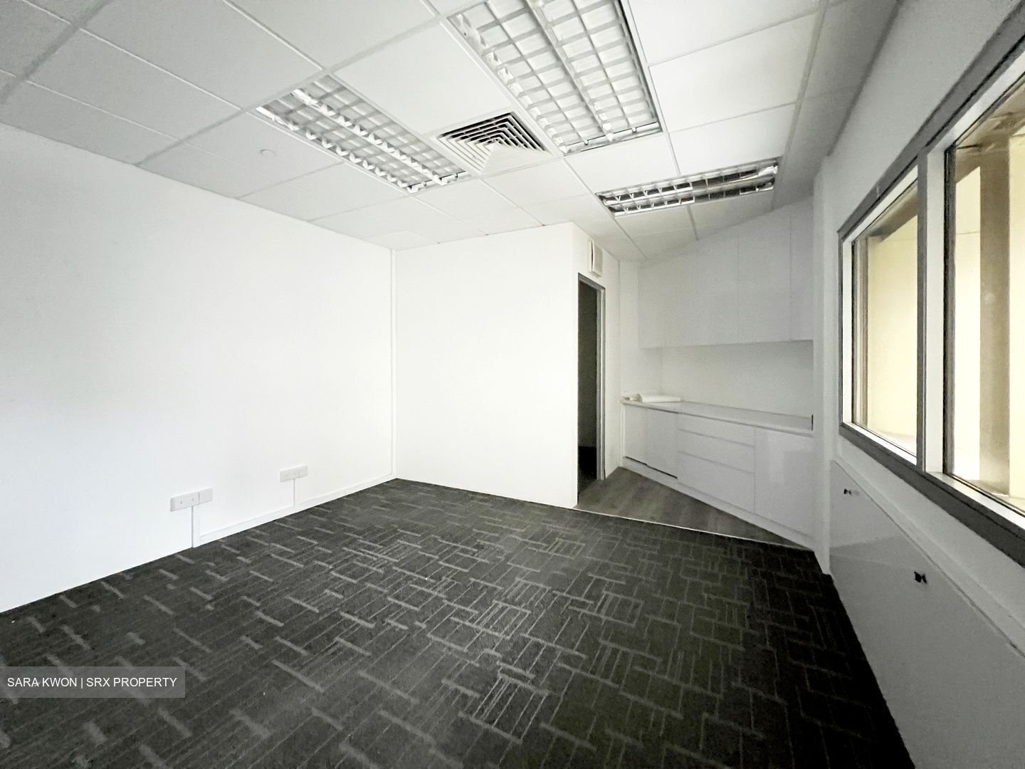 111 Somerset (D9), Office #503517601